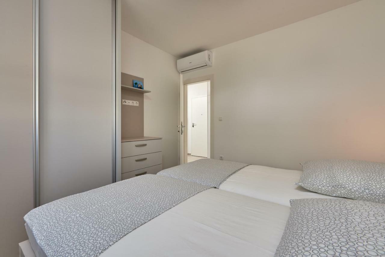 City Apartment Magdalena Trogir Buitenkant foto