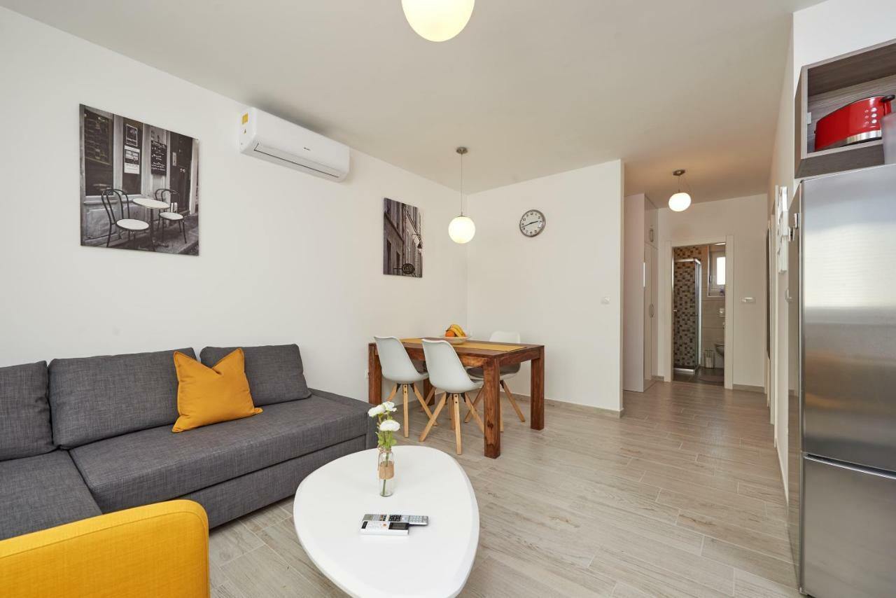 City Apartment Magdalena Trogir Buitenkant foto